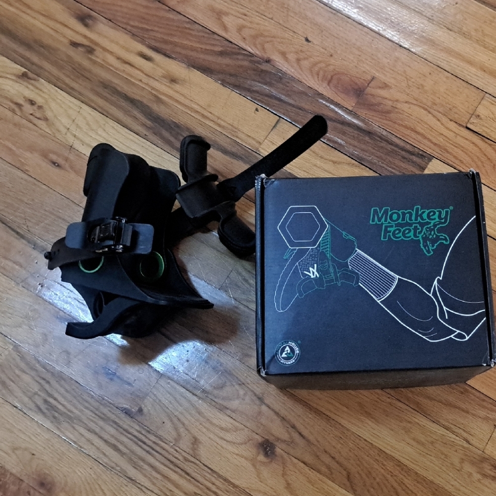 Monkey Feet Black and Green Controller Accessory
